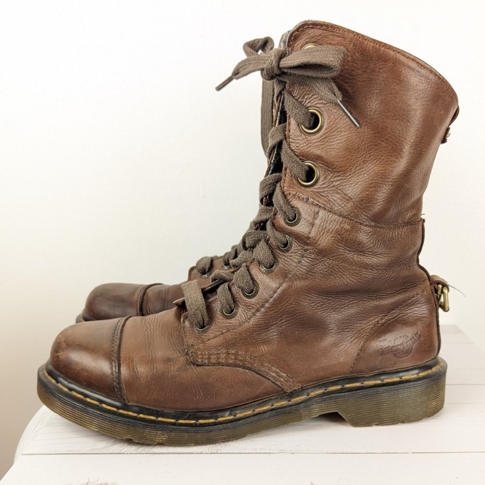 Dr. Marten Aimilta Triumph Boots Fold Over Darken Mirage Brown Lace Up 9 Hole